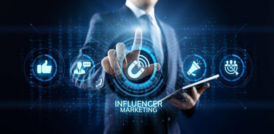 How to become a social media influencer